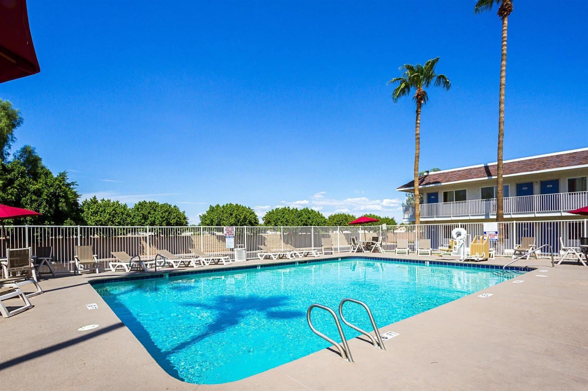 Motel 6 Mesa North Exterior foto