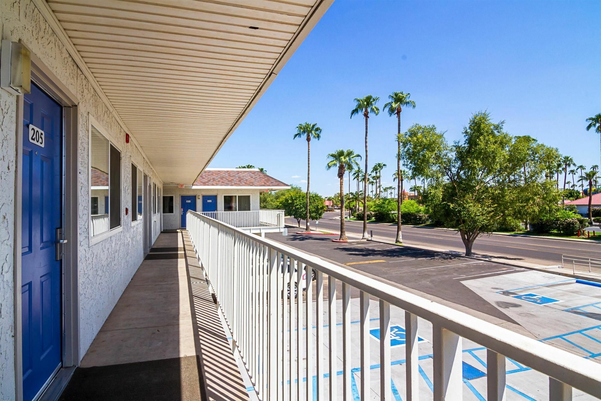 Motel 6 Mesa North Exterior foto